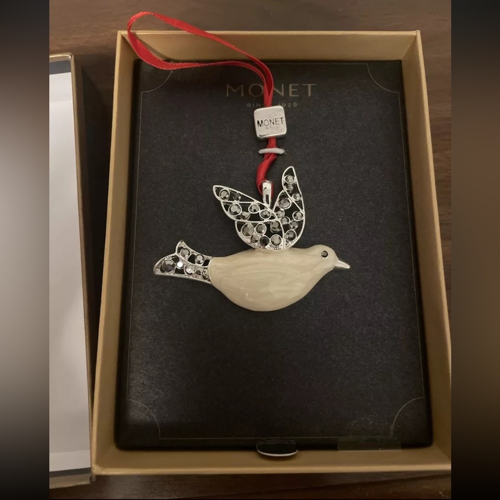 VINTAGE✨MONET‎ Flying Dove  Christmas Ornament